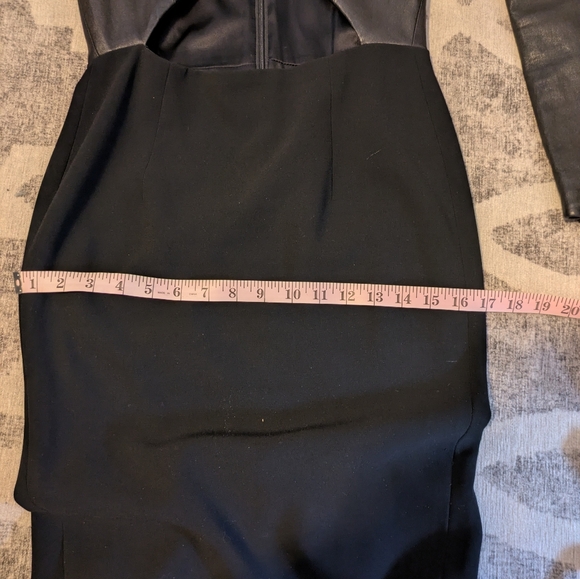 Sergio Hudson Mixed-Media Leather Cutout Body-Con Dress Black Size 4 - Picture 9 of 9